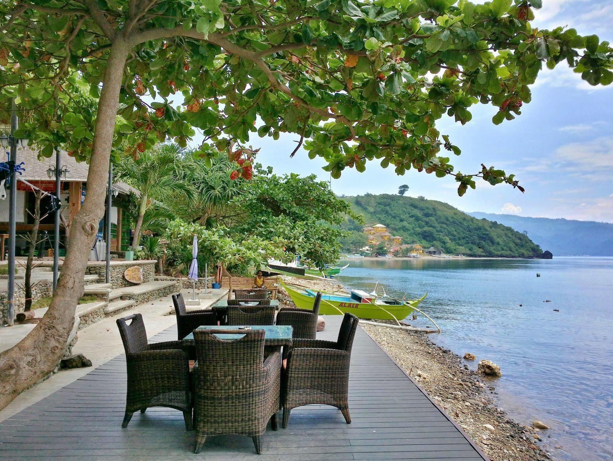 Planet Dive Hotel Mabini  Exterior photo